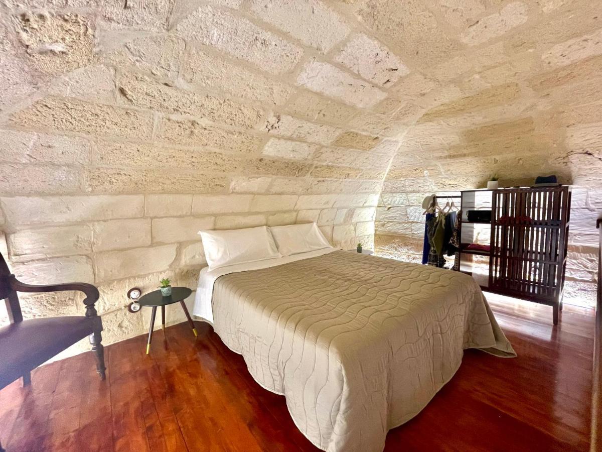 Апартаменти Vohis Luxury House - Fast Wi-Fi & Easy Parking Лечче Екстер'єр фото